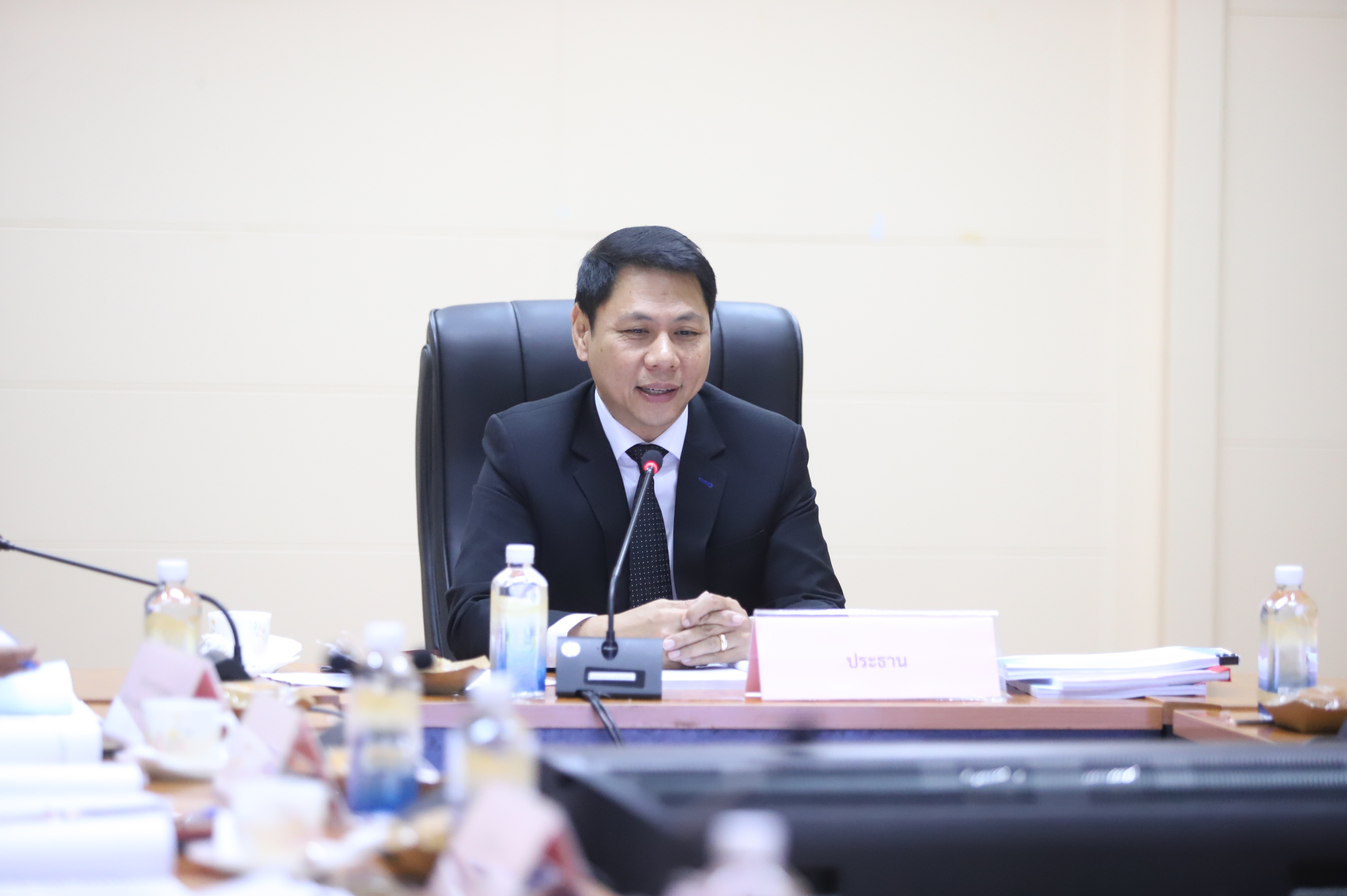 title - ส.ป.ก. ประชุมคณะอนุกรรมการพิจารณาการให้ความยินยอมหรืออนุญาตการใช้ประโยชน์ที่ดินในเขตปฏิรูปที่ดิน ครั้งที่ 4/2568